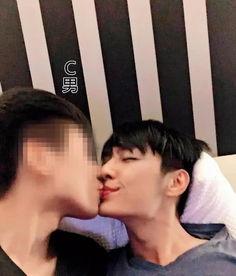 男明星同性恋有谁,那些鲜为人知的男明星同性恋传闻